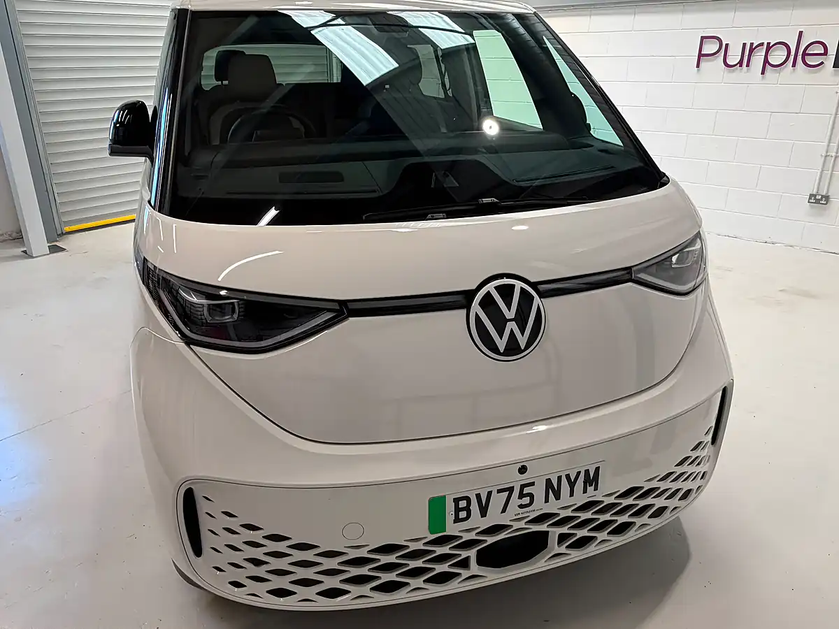 Used 2025 Volkswagen Id. Buzz Pro Style White - Interior and Exterior details 2