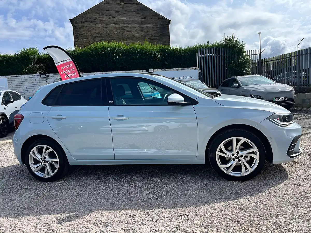 Used 2025 Volkswagen Polo Edition 50 Blue - Interior and Exterior details 8