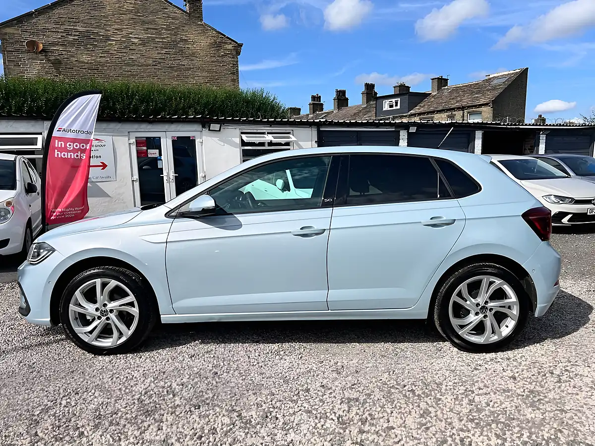 Used 2025 Volkswagen Polo Edition 50 Blue - Interior and Exterior details 9
