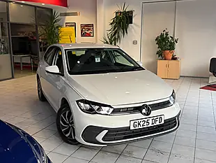 Used 2025 Volkswagen Polo Life White - Interior and Exterior details 6