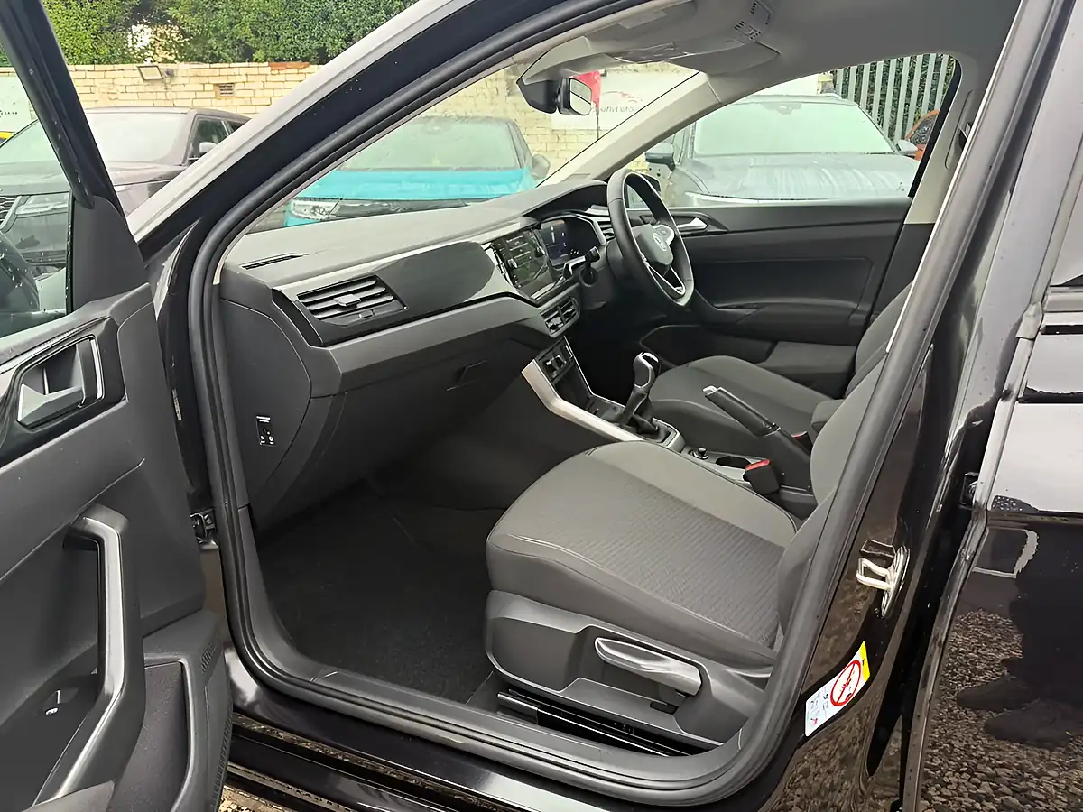 Used 2025 Volkswagen Polo Match Black - Interior and Exterior details 12