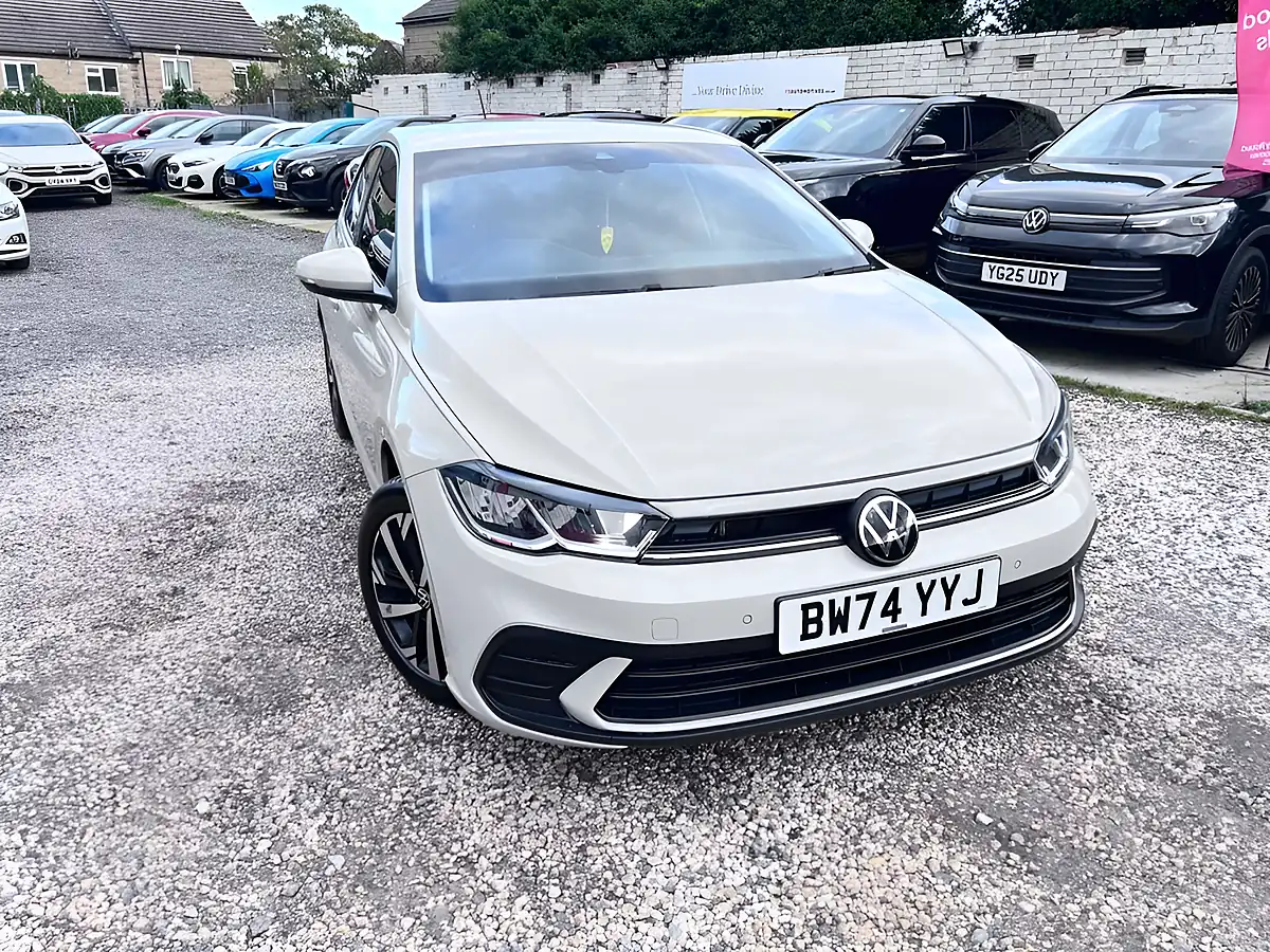 Used 2025 Volkswagen Polo Match Grey - Interior and Exterior details 17