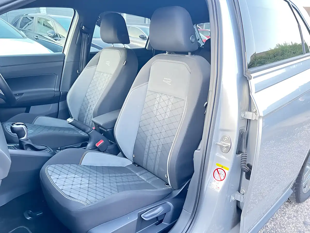Used 2025 Volkswagen Polo R-Line Silver - Interior and Exterior details 19