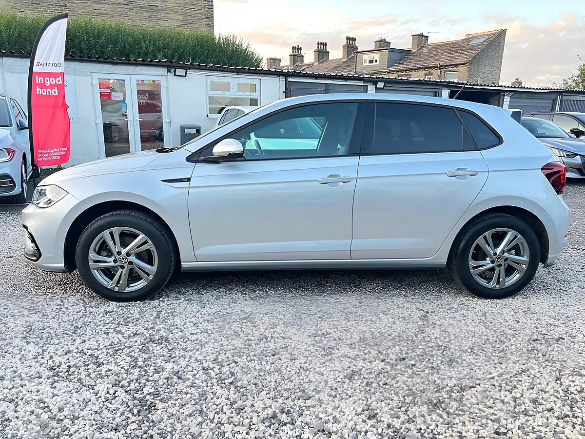 Used 2025 Volkswagen Polo R-Line Silver - Interior and Exterior details 6