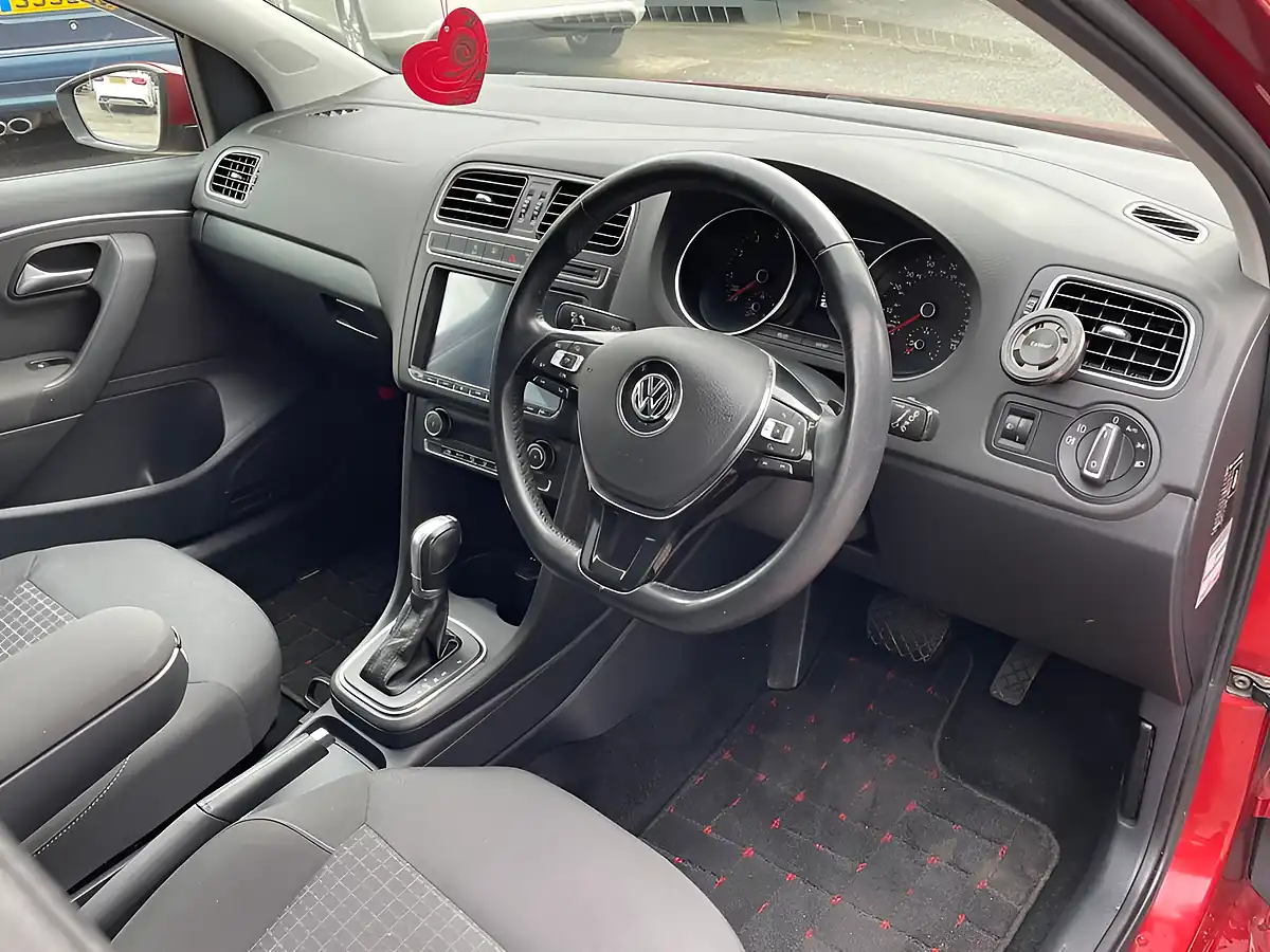 Used 2025 Volkswagen Polo Red - Interior and Exterior details 10