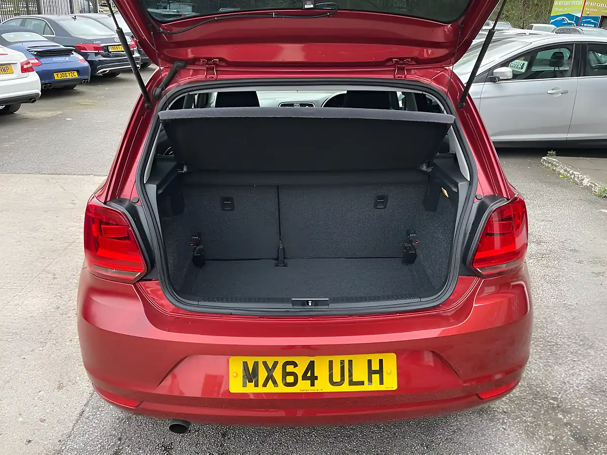 Used 2025 Volkswagen Polo Red - Interior and Exterior details 13