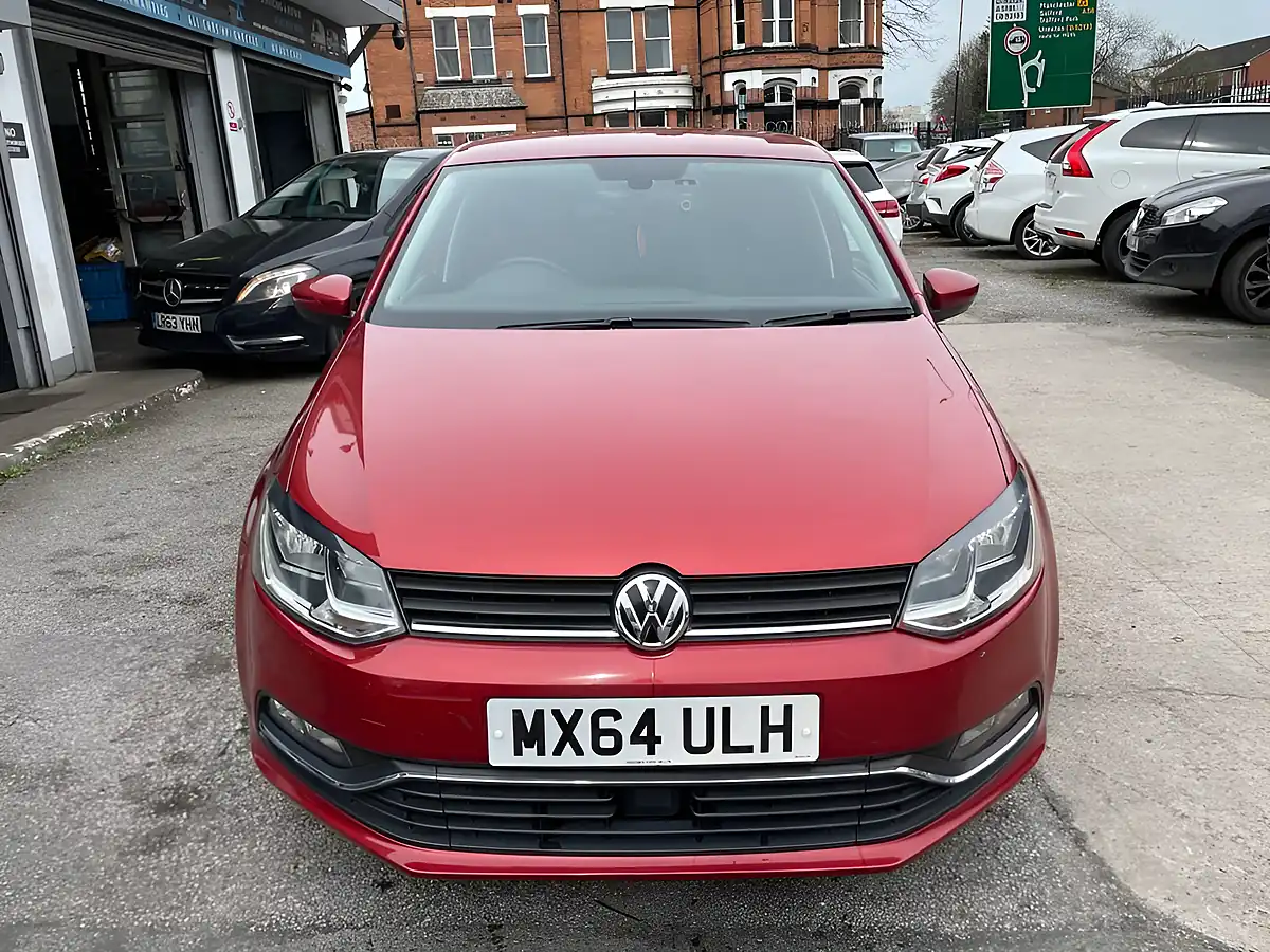 Used 2025 Volkswagen Polo Red - Interior and Exterior details 7