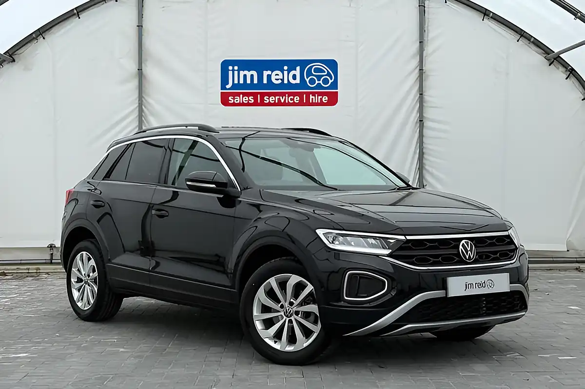 Used 2025 Volkswagen T-Roc Match Black - Front View