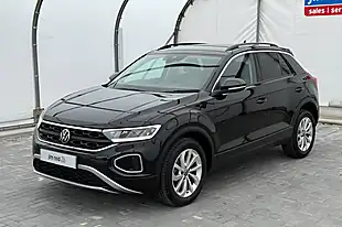 Used 2025 Volkswagen T-Roc Match Black - Interior and Exterior details 3