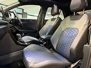 Used 2025 Volkswagen T-Roc R Black Edition Deep Black Pearl - Interior and Exterior details 19
