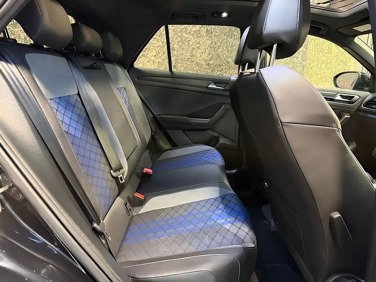 Used 2025 Volkswagen T-Roc R Black Edition Deep Black Pearl - Interior and Exterior details 20