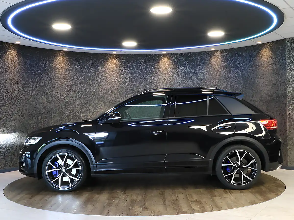 Used 2025 Volkswagen T-Roc R Black Edition Deep Black Pearl - Interior and Exterior details 4
