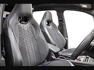 Used 2025 Volkswagen Tayron R-Line Green - Interior and Exterior details 10