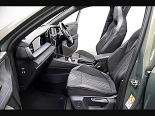 Used 2025 Volkswagen Tayron R-Line Green - Interior and Exterior details 17
