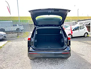Used 2025 Volkswagen Tiguan Life Black - Interior and Exterior details 16
