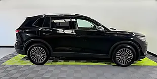 Used 2025 Volkswagen Tiguan Match Black - Interior and Exterior details 8