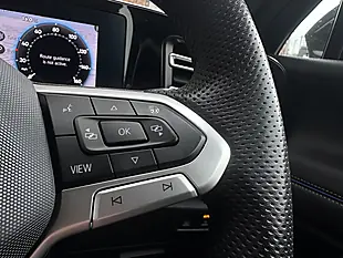 Used 2025 Volkswagen Tiguan R-Line Grey - Interior and Exterior details 13