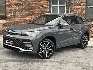 Used 2025 Volkswagen Tiguan R-Line Grey - Interior and Exterior details 3