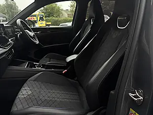 Used 2025 Volkswagen Tiguan R-Line Grey - Interior and Exterior details 7