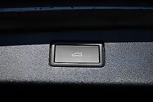 Used 2025 Volkswagen Tiguan R-Line Grey - Interior and Exterior details 12