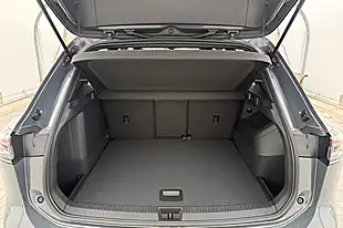 Used 2025 Volkswagen Tiguan R-Line Grey - Interior and Exterior details 12