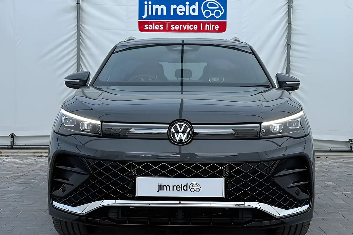 Used 2025 Volkswagen Tiguan R-Line Grey - Interior and Exterior details 2