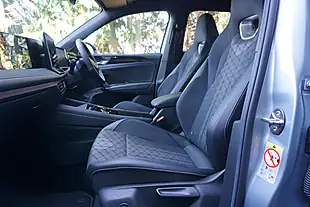 Used 2025 Volkswagen Tiguan R-Line Silver - Interior and Exterior details 13