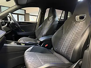 Used 2025 Volkswagen Tiguan R-Line Silver - Interior and Exterior details 12