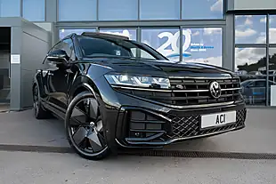 Used 2025 Volkswagen Touareg Black Edition Black - Interior and Exterior details 11