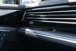 Used 2025 Volkswagen Touareg Black Edition Black - Interior and Exterior details 20