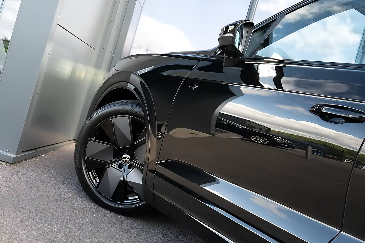 Used 2025 Volkswagen Touareg Black Edition Black - Interior and Exterior details 8