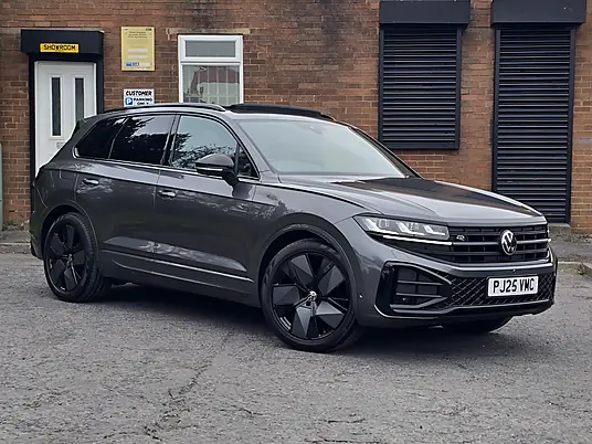 2025 Volkswagen Touareg 3.0 TDI V6 Black Edition