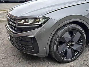 Used 2025 Volkswagen Touareg Black Edition Grey - Interior and Exterior details 11