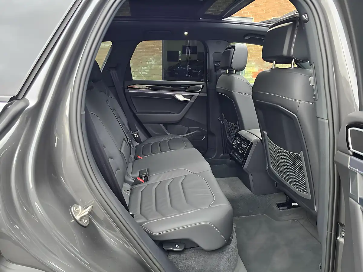 Used 2025 Volkswagen Touareg Black Edition Grey - Interior and Exterior details 14