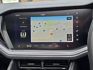 Used 2025 Volkswagen Touareg Black Edition Grey - Interior and Exterior details 16
