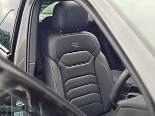Used 2025 Volkswagen Touareg Black Edition Grey - Interior and Exterior details 4