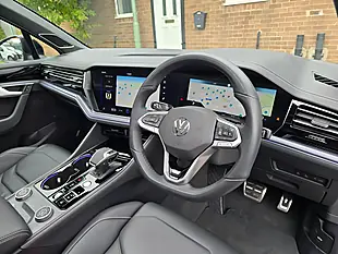 Used 2025 Volkswagen Touareg Black Edition Grey - Interior and Exterior details 5