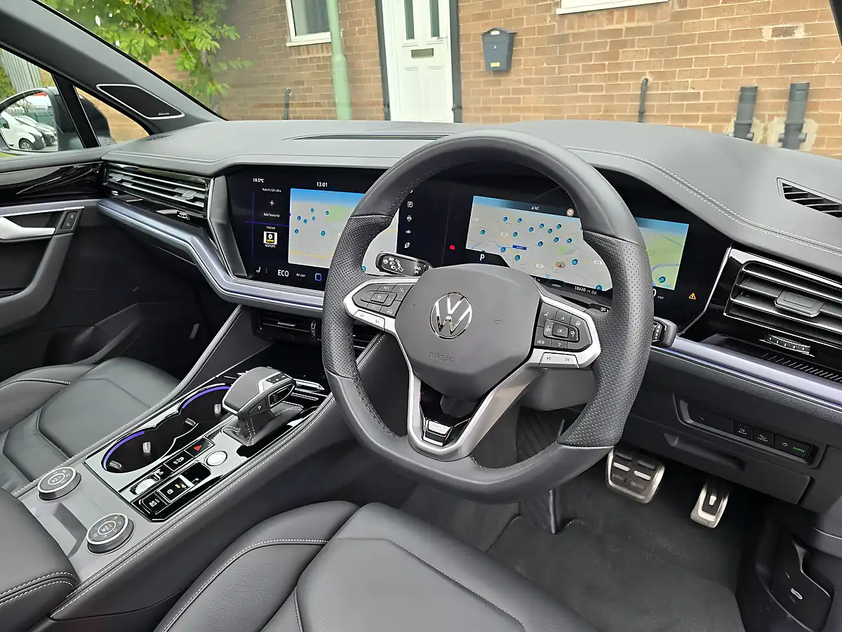 Used 2025 Volkswagen Touareg Black Edition Grey - Interior and Exterior details 5