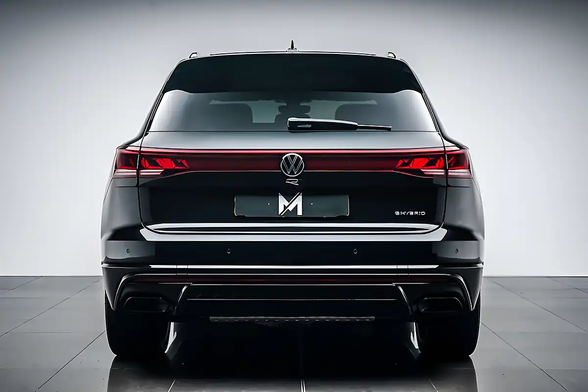 Used 2025 Volkswagen Touareg R Black - Interior and Exterior details 3