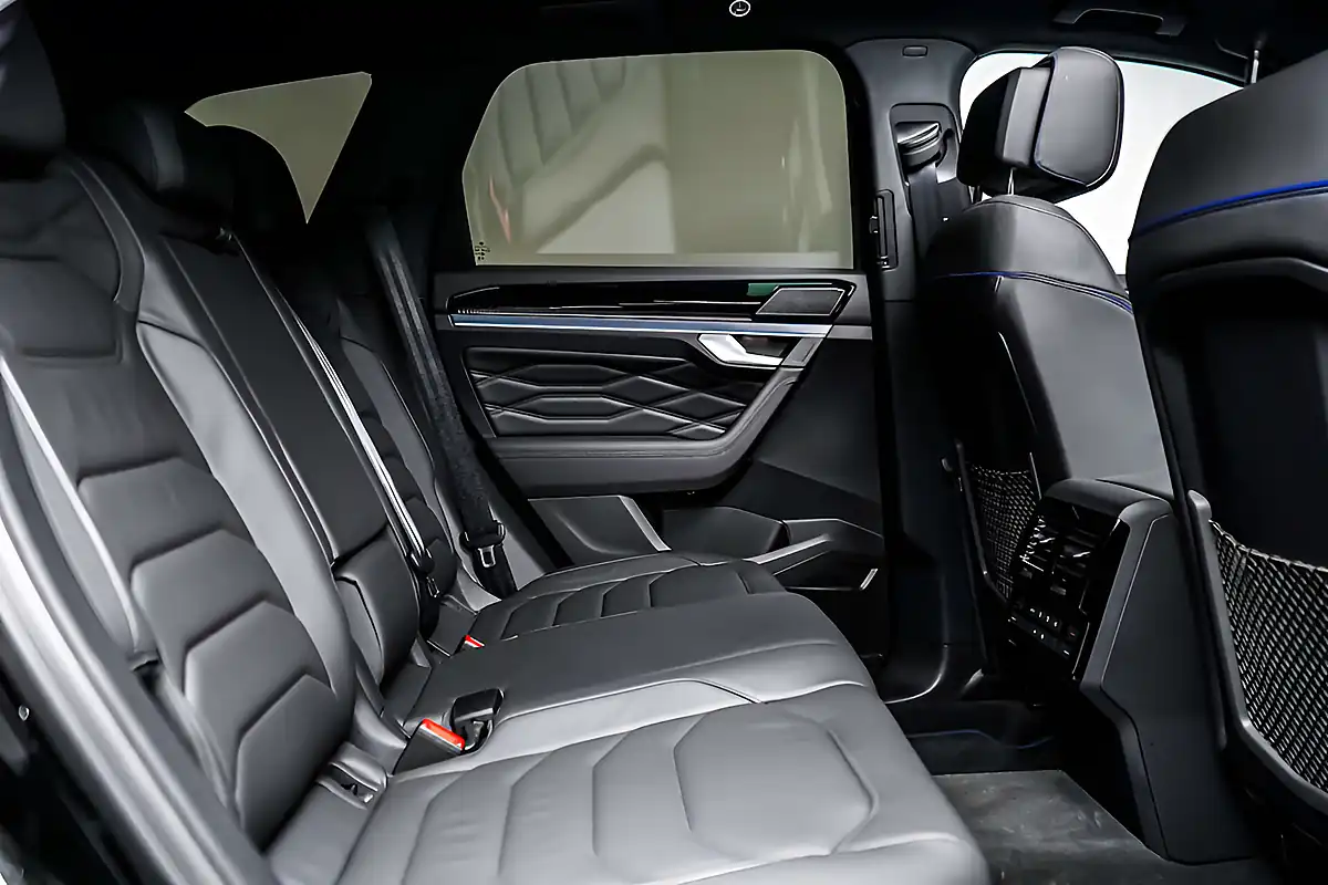 Used 2025 Volkswagen Touareg R Black - Interior and Exterior details 7