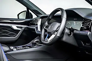 Used 2025 Volkswagen Touareg R Black - Interior and Exterior details 8