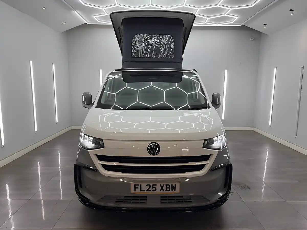Used 2025 Volkswagen Transporter Commerce Plus White/Grey - Interior and Exterior details 2