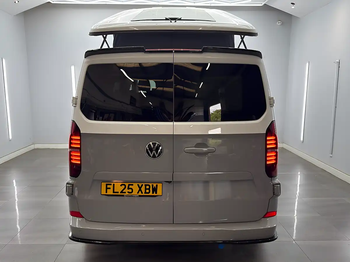 Used 2025 Volkswagen Transporter Commerce Plus White/Grey - Interior and Exterior details 6