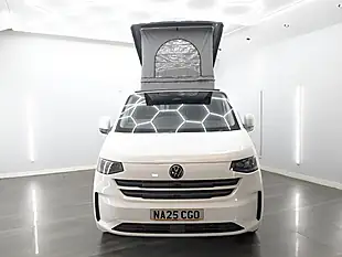 Used 2025 Volkswagen Transporter Commerce Plus White - Interior and Exterior details 2