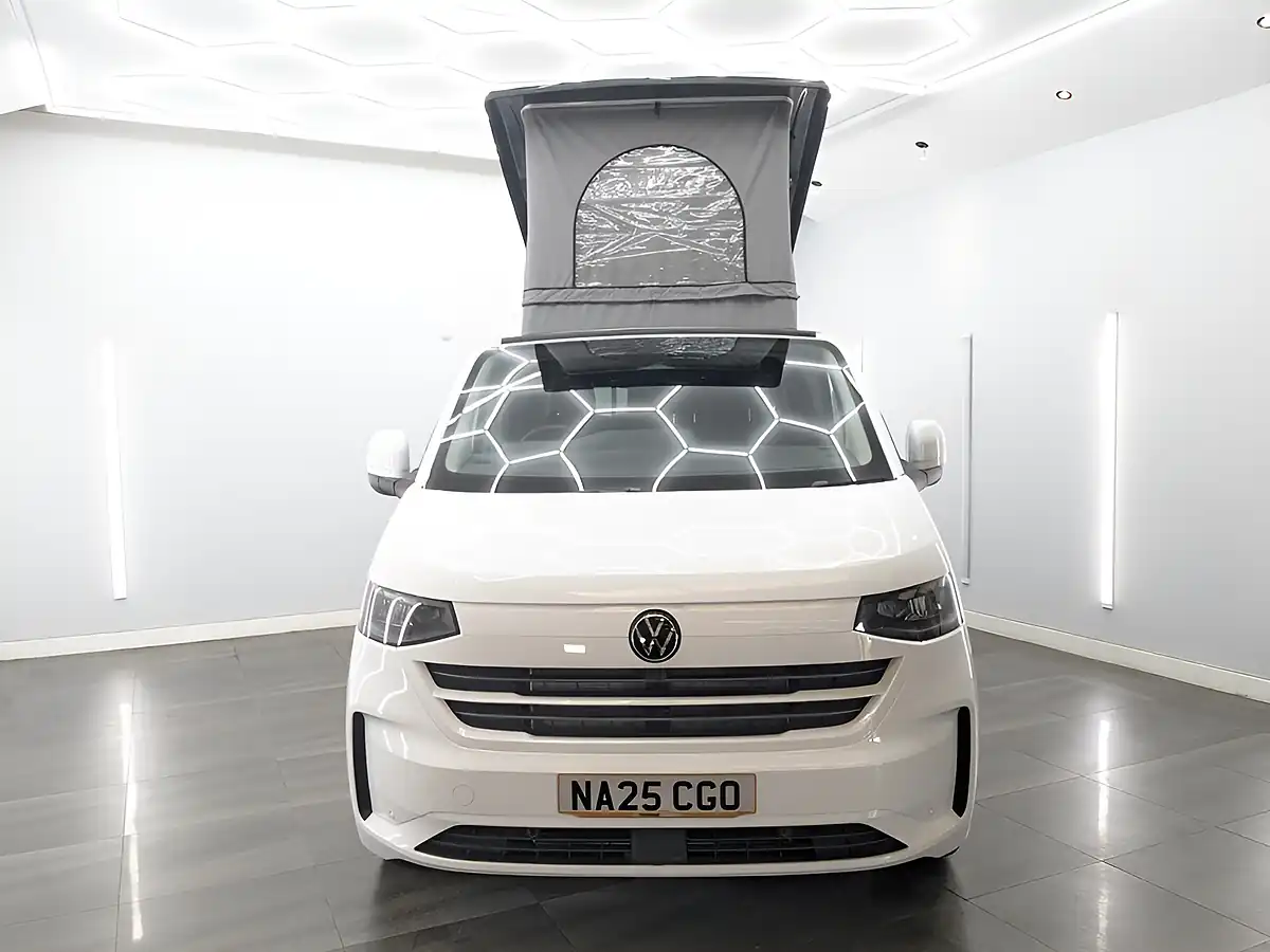 Used 2025 Volkswagen Transporter Commerce Plus White - Interior and Exterior details 2