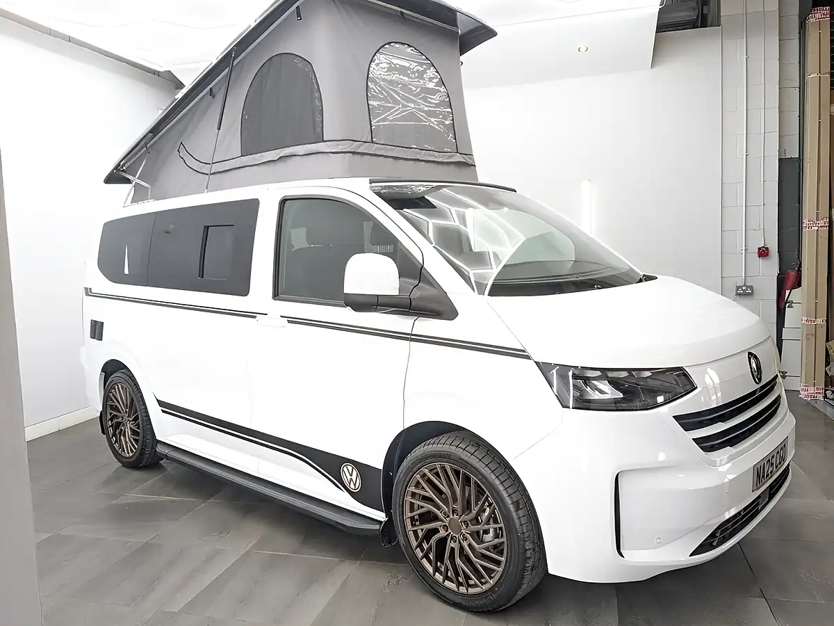 Used 2025 Volkswagen Transporter Commerce Plus White - Interior and Exterior details 3