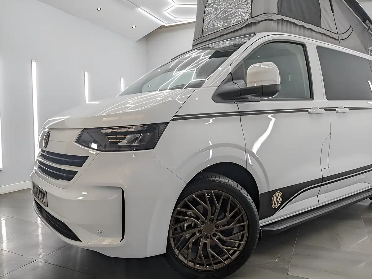Used 2025 Volkswagen Transporter Commerce Plus White - Interior and Exterior details 5