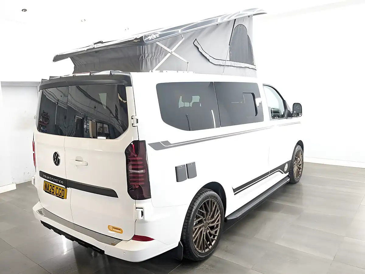 Used 2025 Volkswagen Transporter Commerce Plus White - Interior and Exterior details 6
