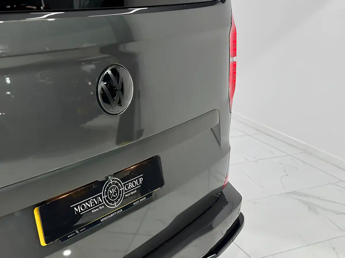 Used 2025 Volkswagen Transporter Commerce Pro Grey - Interior and Exterior details 15