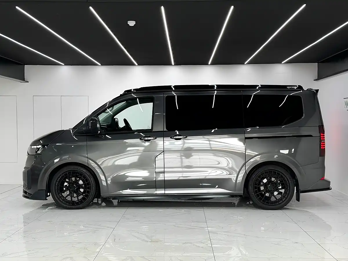 Used 2025 Volkswagen Transporter Commerce Pro Grey - Interior and Exterior details 3